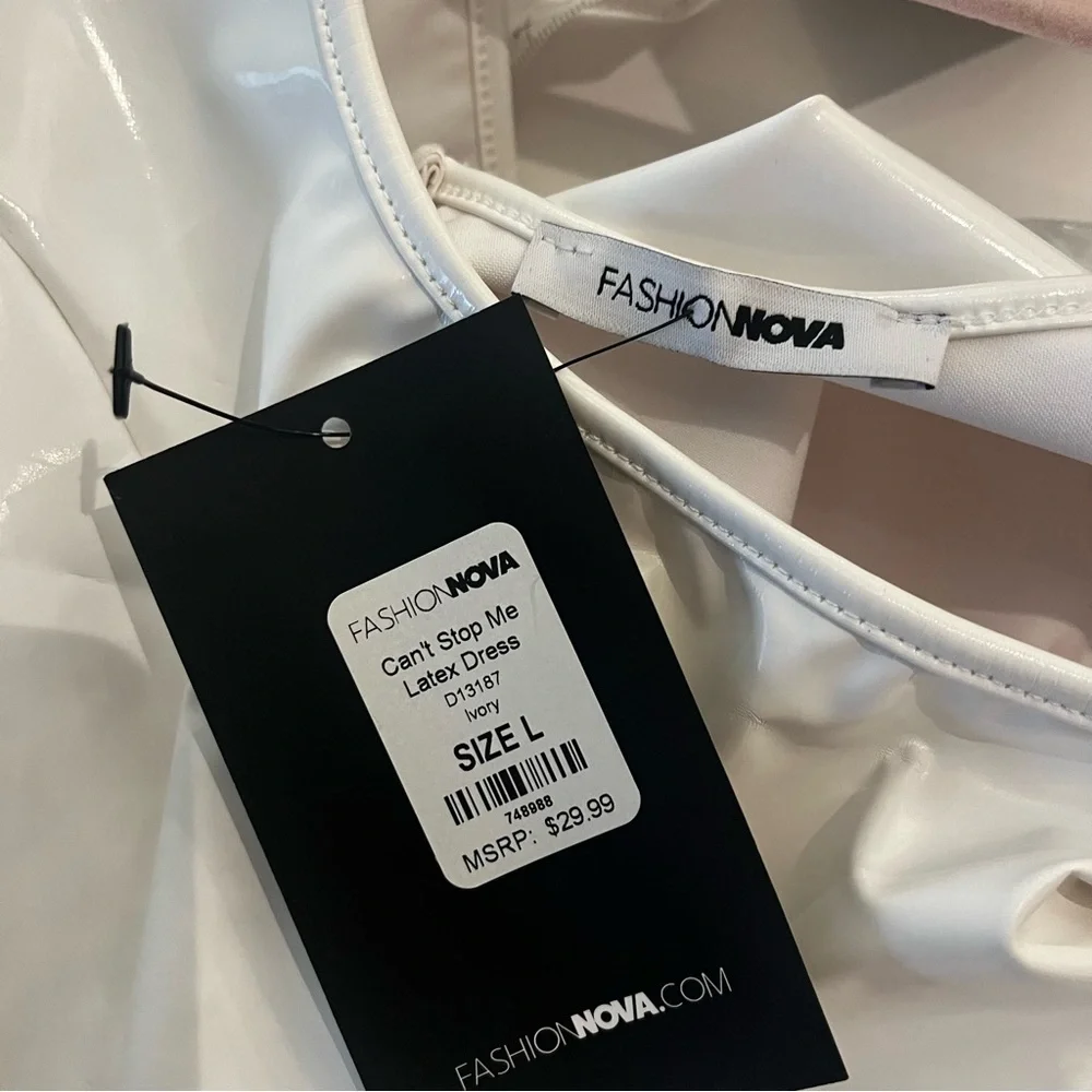 Fashion Nova White Latex Bodycon Dess - Picture 4 of 4